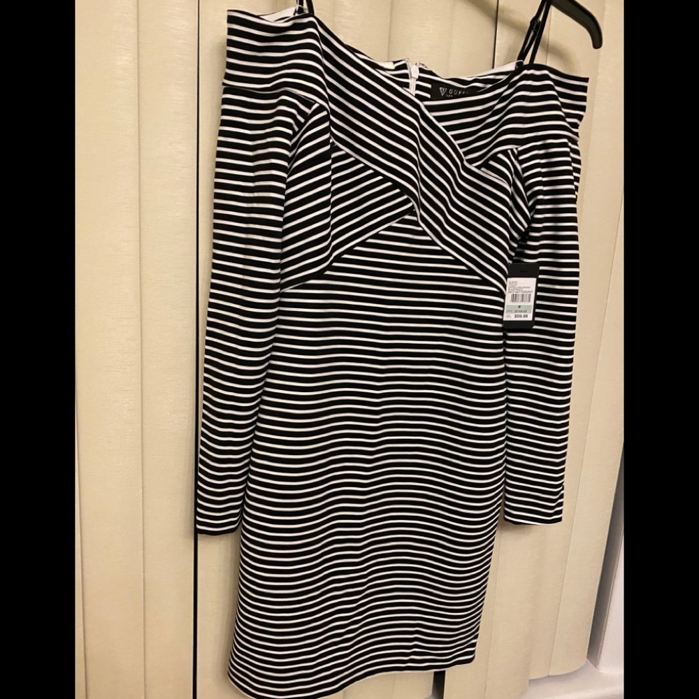 Guess Balck/white Dress Size 8